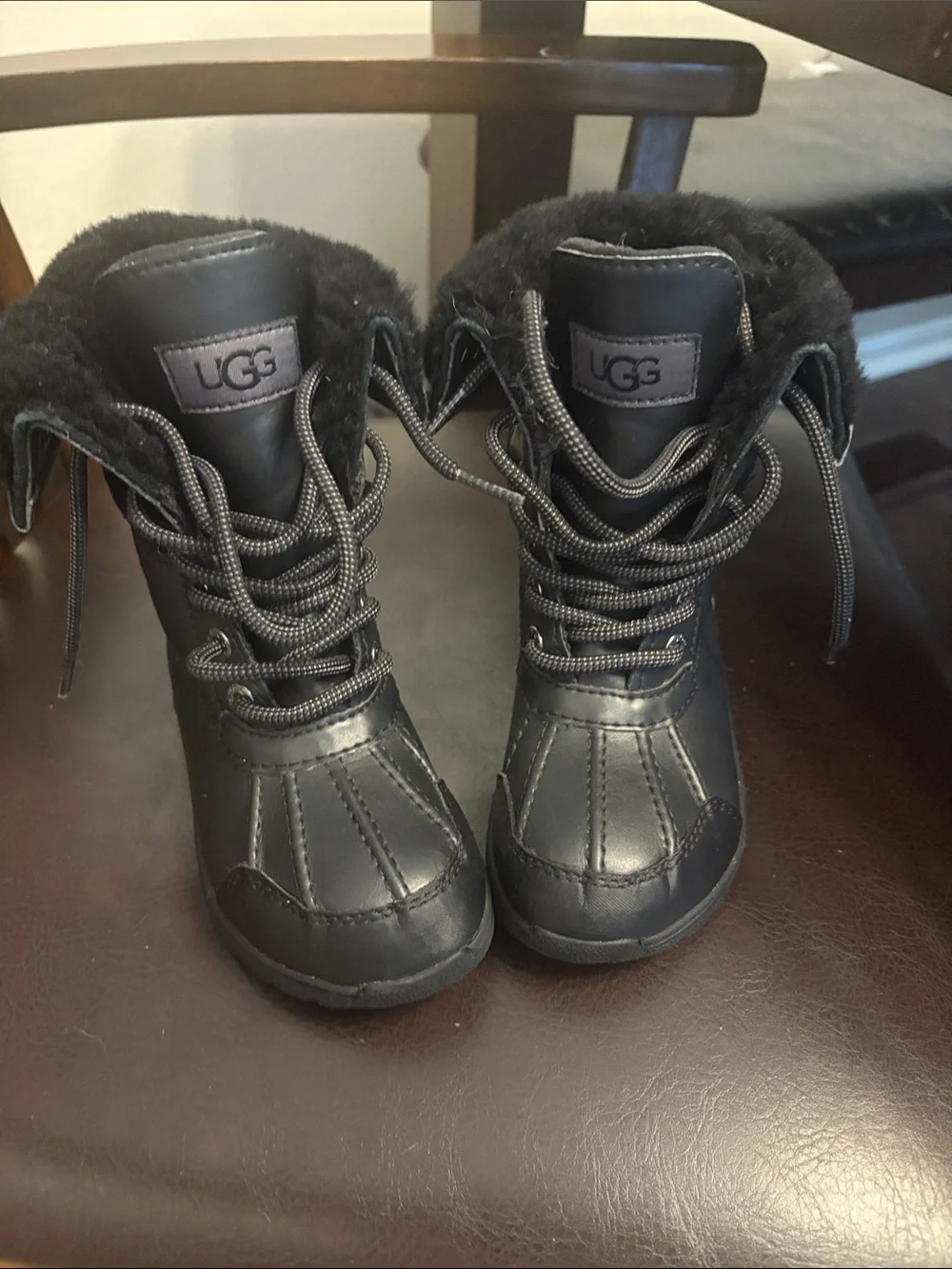 UGG Kids Black Lace-Up Faux-Fur Winter Boots